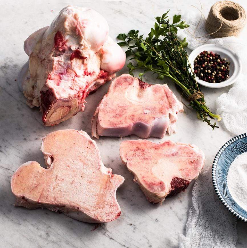 Pata y rodilla de res de pastoreo Tierra de Todos